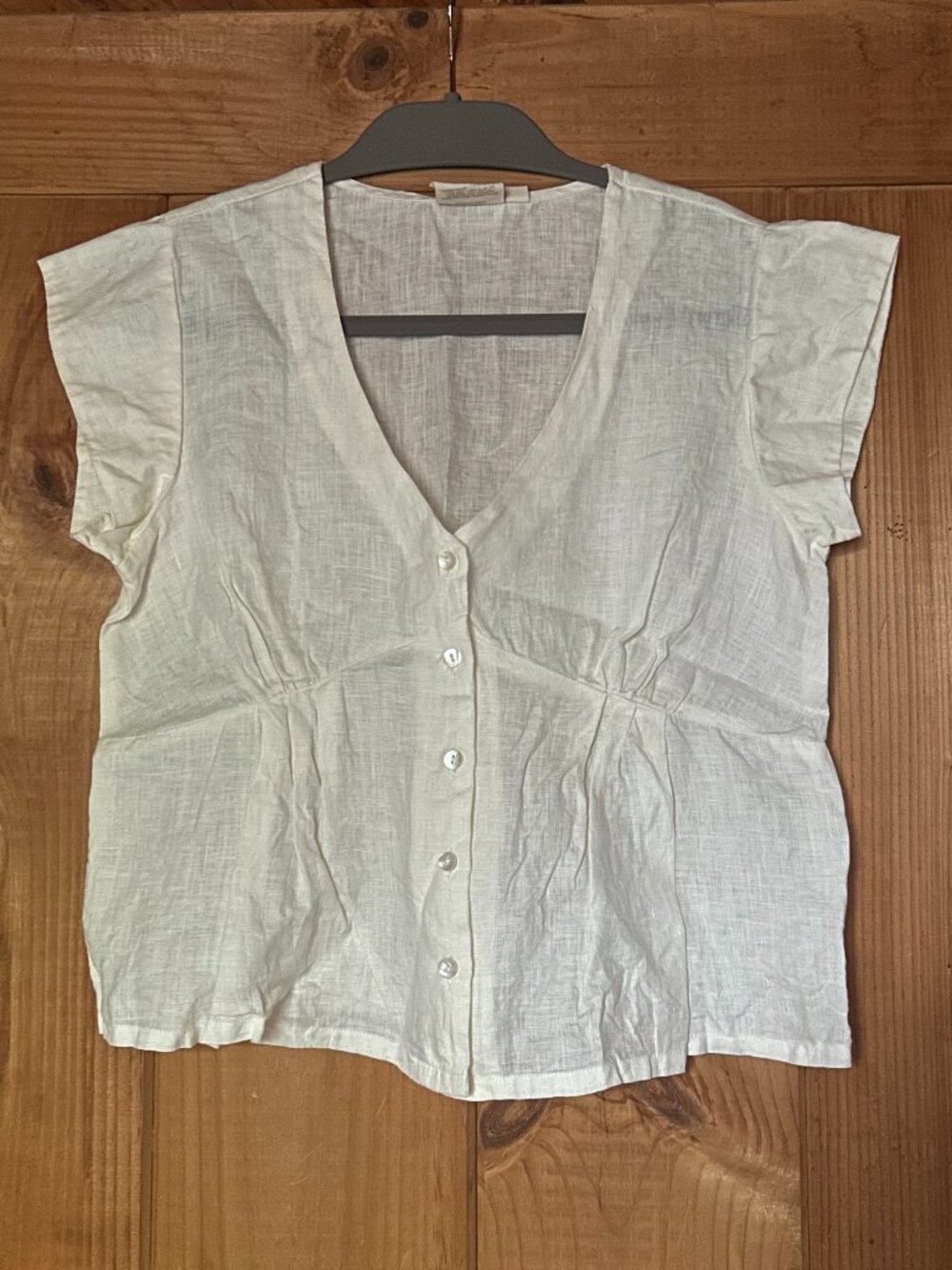 Reistor Off-White/Cream Linen Deep V-Neck Blouse (Size XS)